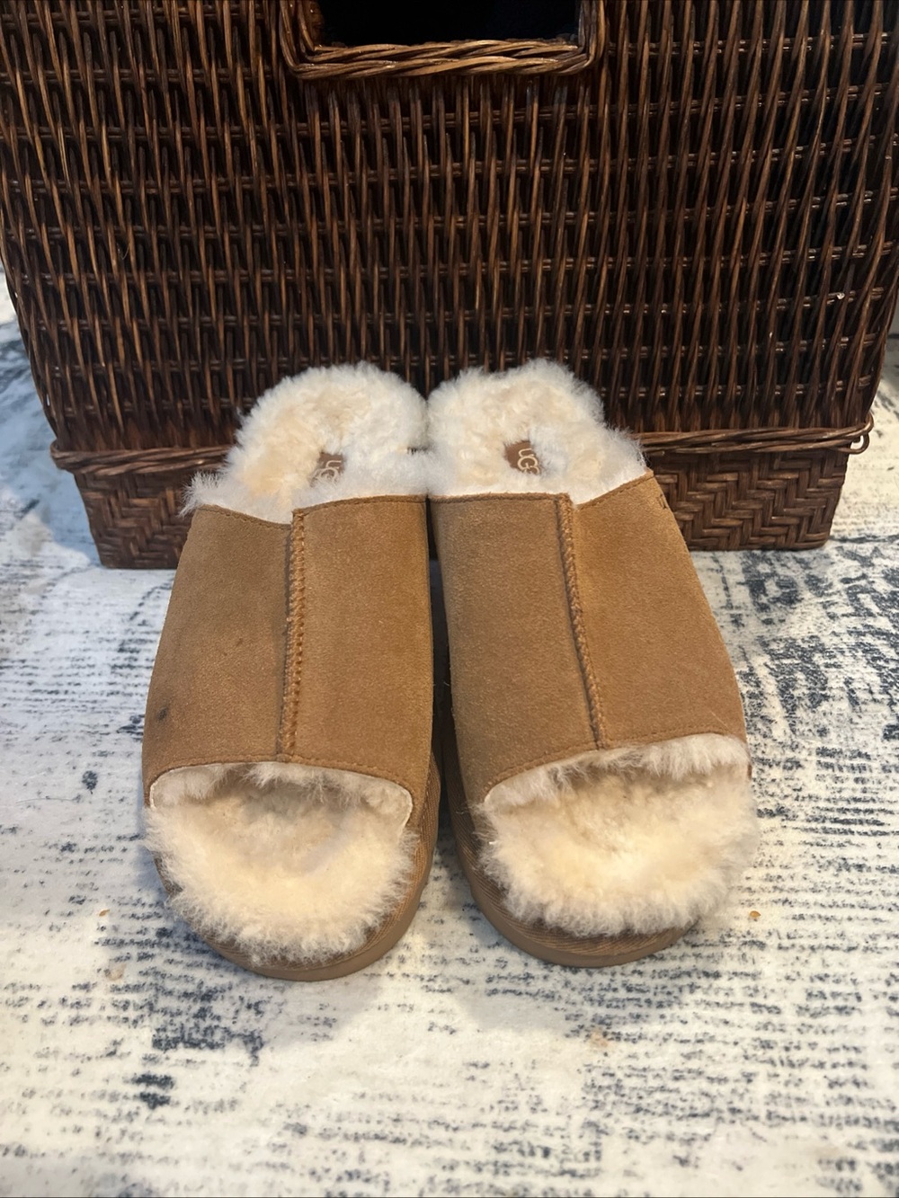 UGG Greenport Slide Sandal Slipper Women's 7 CHESTNUT  1107610